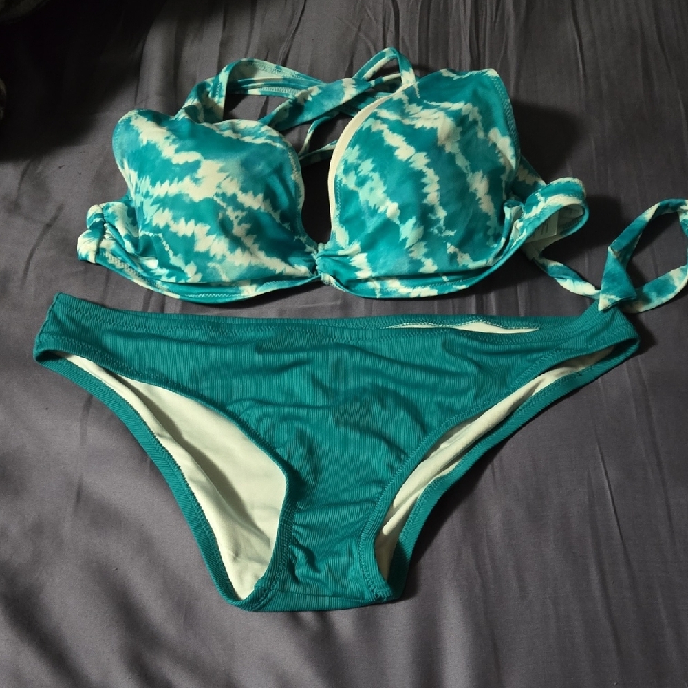 Shade & Shore Turquoise and White Bikini Set